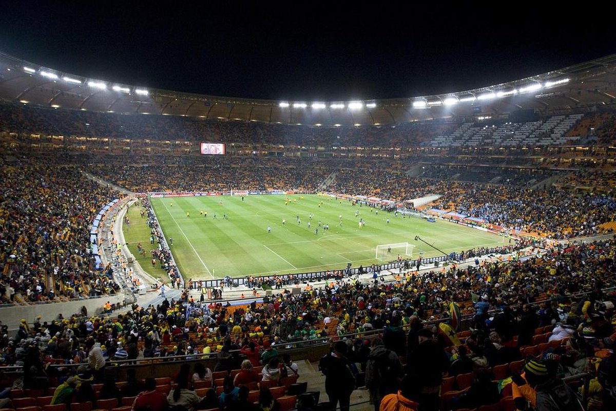 Get-in price of the World Cup Final: How the Kalshi Market Is Pricing It (June 2026) - soccer stadium crowd (photo 1)